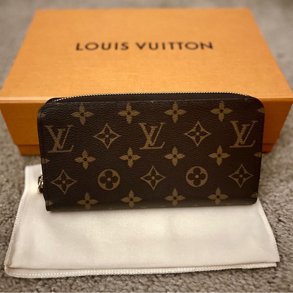 Louis Vuitton Monogram Brown And Gold Card Holder